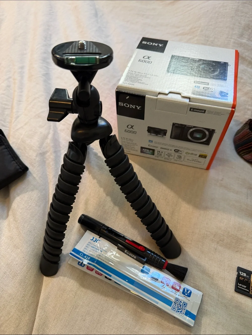 Sony A6000 Mirrorless Camera Kit